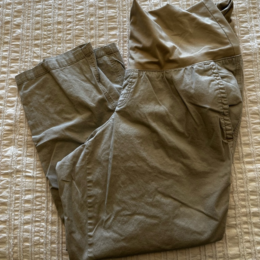 Old Navy Khaki Capri